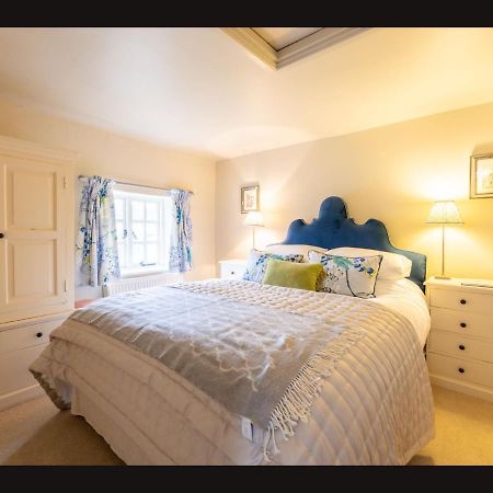 Wisteria Cottage , Pretty Cotswold Cottage Close To Chipping Campden Weston Subedge Екстериор снимка