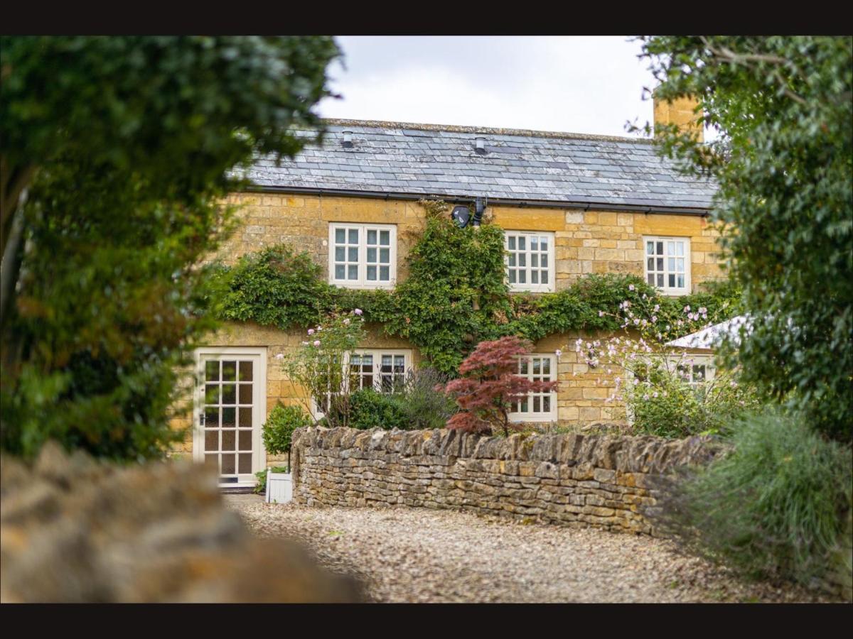 Wisteria Cottage , Pretty Cotswold Cottage Close To Chipping Campden Weston Subedge Екстериор снимка